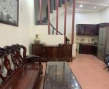 Cho thuê nhà ngõ ô tô Văn Cao, Ba Đình, 35m2, 4.5 tầng, 3 ngủ, 11 triệu