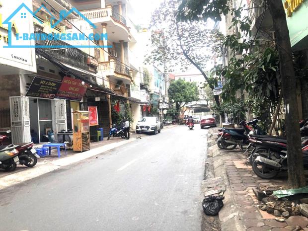 Bán nhà  LẠC LONG QUÂN otô tránh- kinh doanh- gần hồ tây   68 M  23.8 tỷ - 3