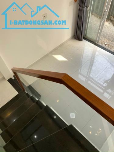 ♪ Nhà gần MT Trưng Nữ Vương, Chợ Mới, 26m2, 2 tầng đẹp, 2.35 tỷ