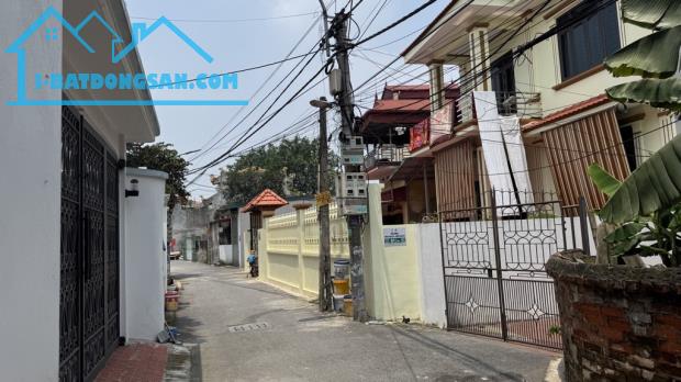 🔥🔥BÁN ĐẤT NGHĨA TRỤ - VĂN GIANG -268M - SẴN NHÀ 2 TẦNG -GIÁ SIÊU RẺ CHO ANH CHỊ ĐT VÀ Ở
