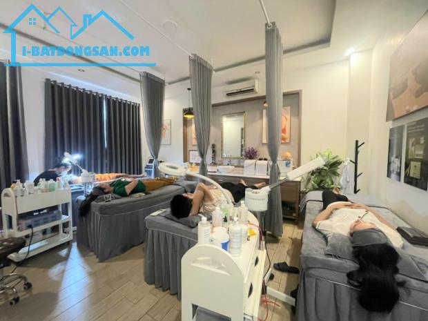 Bán nhà 4 Tầng có THANG MÁY khu V.I.P Bậc nhất Dĩ An,đường nhựa 22m - 3