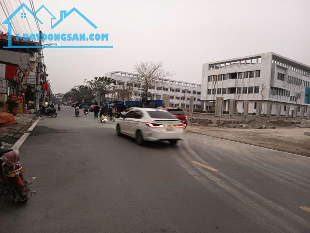 Bán nhà Đường Đông Khê 46 m2, 4 tâng MT 5.5 mà,giá 6.3 tỷ gần trường học, sân vui chơi - 3