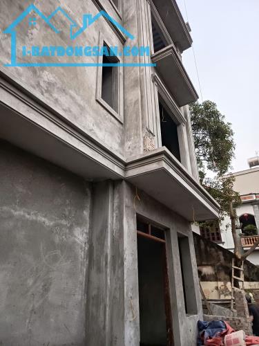 Bán nhà Đường Đông Khê 46 m2, 4 tâng MT 5.5 mà,giá 6.3 tỷ gần trường học, sân vui chơi - 4