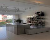 SANG NHƯỢNG CỬA HÀNG HOA TƯƠI PHỐ HUẾ