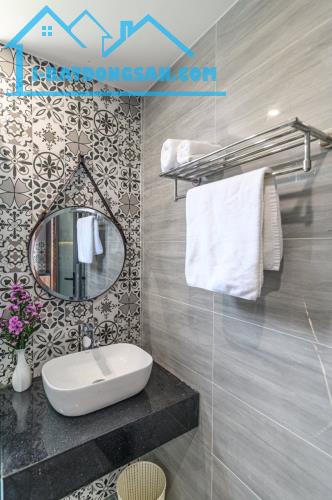 *Bán nhà 3 Tầng, kẹp cống, mặt tiền Ngô Thì Nhậm, dt 97m2, gần Tôn Đức Thắng, giá 11,9 Tỷ