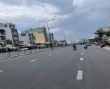 Bán nhà mặt tiền 5000m2 giá 420 tỷ Đường Dương Quảng Hàm