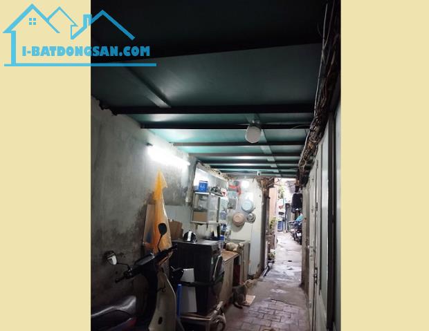 Chính chủ cho thuê căn gác xép phố cổ số 9 Hàng Cót, gần chợ Đồng Xuân, hồ Hoàn Kiếm;
