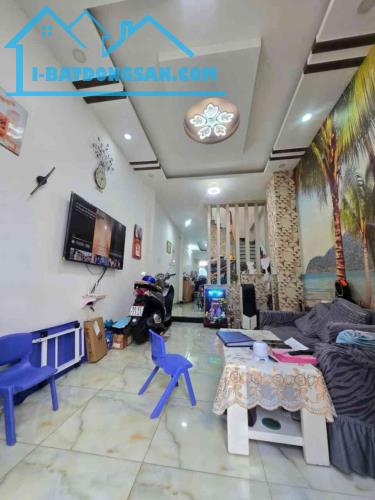 [H3069] Bán nhà 3T vuông vức cạnh Gigamall 6.x tỷ