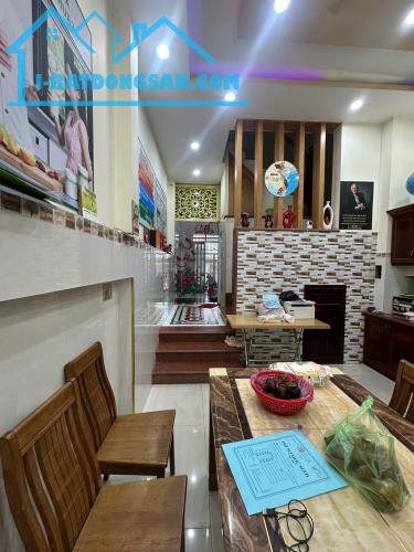 BÁN NHÀ 2 MẶT TIỀN ĐƯỜNG 6M – 6 PHÒNG NGỦ – BÌNH HƯNG HÒA, BÌNH TÂN - 1