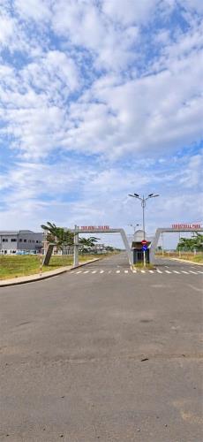 Sốc - Chủ Ngộp Bank Cần Bán Gấp Lô Đất Dt 741, Xã Tiến Hưng, Thành phố Đồng Xoài, Bình