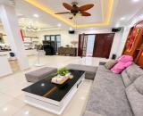 Miếu Hai Xã, nhà 3 tầng*43m2 - 3tỷ15 – Ô TÔ CÁCH 30M – SÂN CỔNG CHUNG, ĐỂ XE THOẢI MÁI 🔥