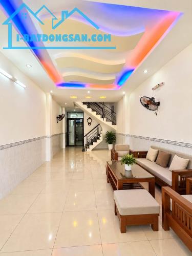 BÁN NHÀ GẦN CHỢ TÂN HƯƠNG – HẺM TẢI TRÁNH THÔNG – 84M², 2 TẦNG CHỈ 7.X - 1