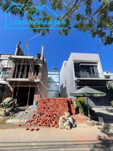Продаётся дом, 4 спальни, 125 м², Sơn Trà