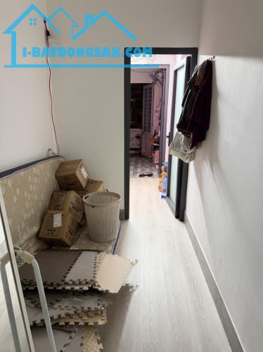 ♪ 1.15 tỷ có nhà gần Chợ Hòa Cường, DTSD 87m2, sở hữu lâu dài, sổ đỏ, Ô tô đậu - 2