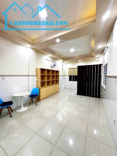 CHO THUÊ VĂN PHÒNG ĐẸP – TRUNG TÂM ĐƯỜNG BẠCH ĐẰNG, CÁCH SÂN BAY TSN 2KM - 1