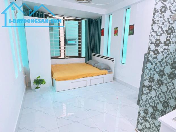 Cho Thuê phòng 20m thoáng sáng giá rẻ 3tr8 Ngõ 1194 Đường Láng