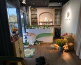 Chính chủ cần bán shophouse ngang 8m ngay Vinhomes Grand Park có thu nhập ngay chỉ 12 tỷ.