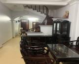Cho thuê nhà Võng Thị, Tây Hồ. 40m, 5T, gần ô tô, sát hồ, full nội thất, 13 tr/th,