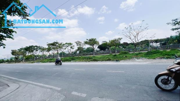 Bán đất Tân Hưng Q7 dt 106.3m2 ngang 5.5m dài18.2m .Giá 6.5 tỷ.