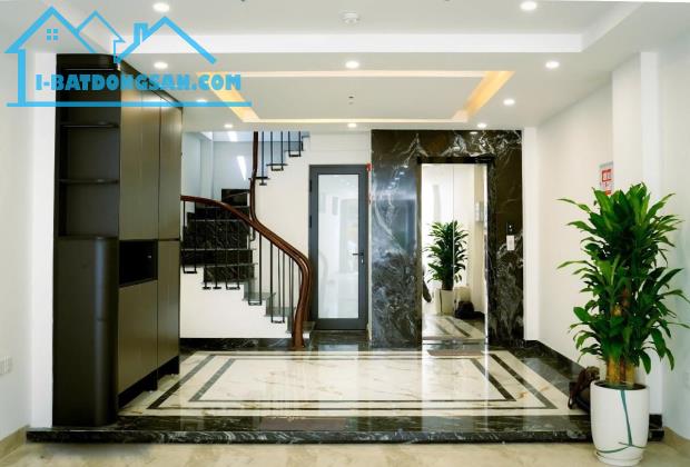 Bán nhà mặt phố Hàng Chiếu quận hoàn kiếm căn góc 2 mặt tiền phố 2 chiều kinh doanh đỉnh D - 1
