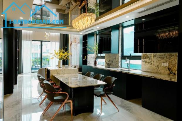 Bán nhà mặt phố Hàng Chiếu quận hoàn kiếm căn góc 2 mặt tiền phố 2 chiều kinh doanh đỉnh D - 2