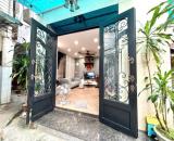 Bán Nhà Phố Đào Duy Từ, Quận Hoàn Kiếm - Lô góc - 35m2 x 5 Tầng - Sổ đỏ riêng, vuông đẹp