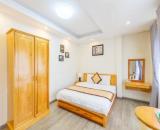 Bán Khách Sạn mặt tiền đường Thùy Vân cách biển 20m,sát bãi tắm