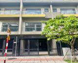 Bán Nhà Phố Thương Mại Bcons Uni Valley Dĩ An - 4 Tầng - 243m² - Giá Nhỉnh 10 Tỷ