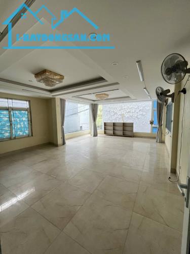 Cần cho thuê 100m2 MB tầng 2 tại số 17 Ngõ hòa Bình 2 (P.Minh khai, HBT), HN, 0396218339