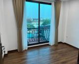 Hiếm phố Đội Cấn 33m2, 5 tầng đẹp , mặt tiền 4.3m lô góc chỉ 15m ra phố nhỉnh 11 tỷ