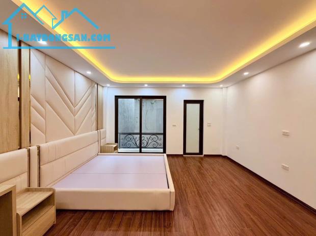 Trương Định, diện tích 55m, 6tầng . MT 4m. Giá 10.9 tỷ Hoàng Mai - 4