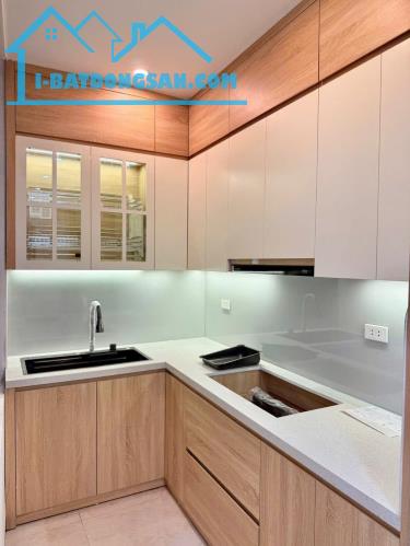 Trương Định, diện tích 55m, 6tầng . MT 4m. Giá 10.9 tỷ Hoàng Mai - 5