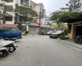 Bán nhà Vĩnh Phúc, Ba Đình, dt 125m, ngõ thông kinh doanh, ô tô 7 chỗ vào nhà. Giá 31.9 tỷ