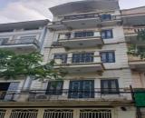 Bán nhà phố Ông Ích Khiêm, Ba Đình. 114 m2 x 5 Tầng. Giá 56 tỷ. Vị trí đẹp, yên tĩnh.