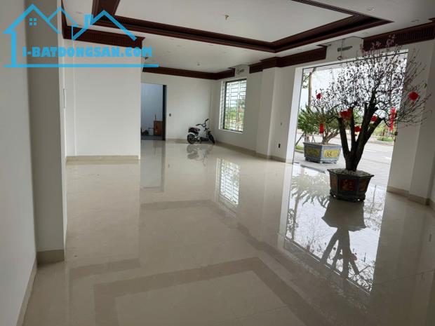 Cho thuê Tầng 1 + Tầng 2: Lô góc LK1-44 Mặt trục chính đường đôi, đường đi đường dẫn Cầu - 2