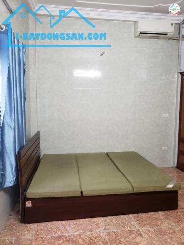 Chính chủ cho thuê nhà nguyên căn 3 tầng, phường Vĩnh Hưng, HN - 1