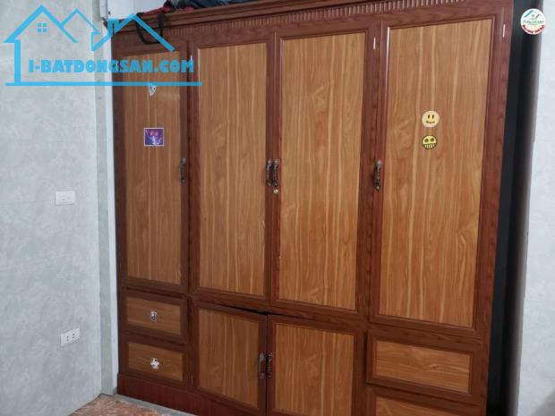 Chính chủ cho thuê nhà nguyên căn 3 tầng, phường Vĩnh Hưng, HN - 2