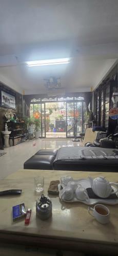 Bán căn hộ DV ngõ 185 Chùa Láng, 95m, 8 tầng, MT 5m, 35tỷ, ngõ oto, DT 120tr/t.