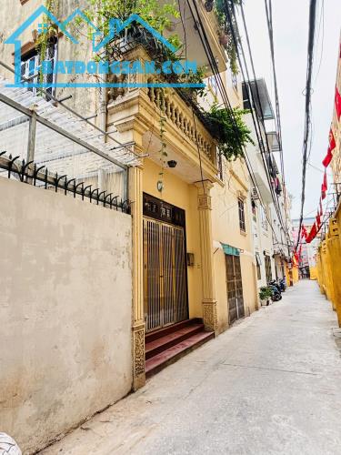 BÁN NHÀ PHỐ PHAN ĐÌNH PHÙNG, BA ĐÌNH - 50m2 x 4 TẦNG, Ngõ 3,5m, sát phố, dân trí cao