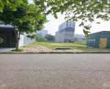 Tôi bán nhanh lô đất 100,1m2 full thổ tại Phú Cát, Hà Nội, sổ đỏ, đường oto tránh nhau,