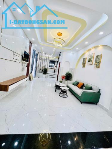 Đường 7M Thông - 60m2(4 x 15) - Nhà Đúc 2 Tầng,3PN - Ngay Gò Xoài, chỉ 5.05 tỷ