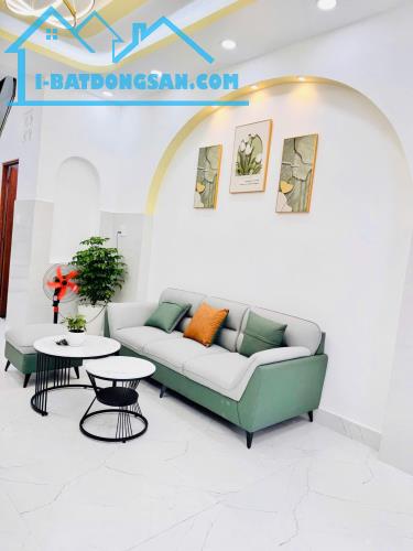 Đường 7M Thông - 60m2(4 x 15) - Nhà Đúc 2 Tầng,3PN - Ngay Gò Xoài, chỉ 5.05 tỷ - 2