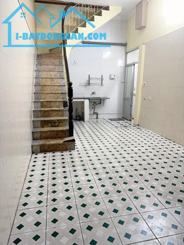 Cho thuê nhà 2 tầng Bạch Mai, gần các đại học Bách- Kinh- Xây - 4