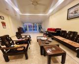 Bán nhà Hoàng Quốc Việt – 5 Tầng thang máy – 110m2 – MT4m – ô tô vào nhà – 33 tỷ .