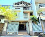 Nhà diện tích đẹp 5x24m 3 tầng vuong vức, hẻm ô tô tránh khu sân bay quận Tân Bình, 20.5 t
