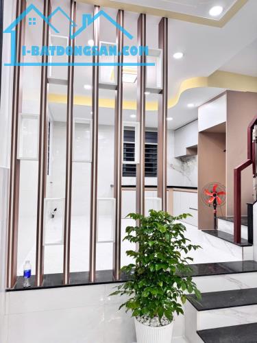 1/ CẠNH GÒ XOÀI - 60M2 (4 X 15) - 2 TẦNG MỚI ĐẸP - HẺM 6M THÔNG - CHỈ 5.15 TỶ