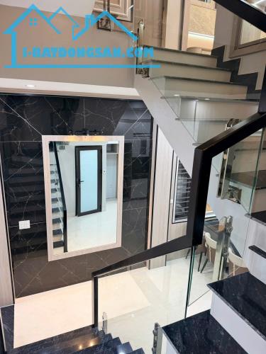 BÁN NHÀ 4 TẦNG Ô TÔ ĐỖ CỬA NGÀY ĐÊM ngõ phố Bình Lộc TP Hải Dương - 4