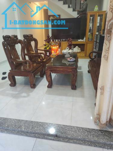 CẦN BÁN GẤP NHÀ SRXD HÙNG VƯƠNG - GIÁ BÁN NHANH CHỈ 5 TỶ 9 - 1