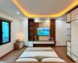 Đội nhân - 7 TẦNG THANG MÁY - Ô TÔ VỈA HÈ - KINH DOANH SẦM UẤT
