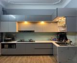 Bán nhà Nguyễn Đình Chiểu, 40m2, 5 tầng thang máy mới đẹp, mặt tiền 4.5m, 13.9 tỷ